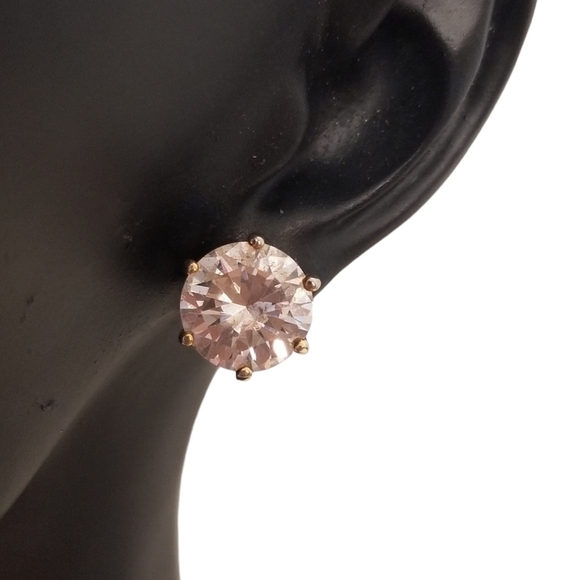 NWOT LARGE  ROUND BRILLIANT FACETED CUBIC ZIRCONIA & GOLDPLATED STUD EARRINGS - Picture 4 of 7